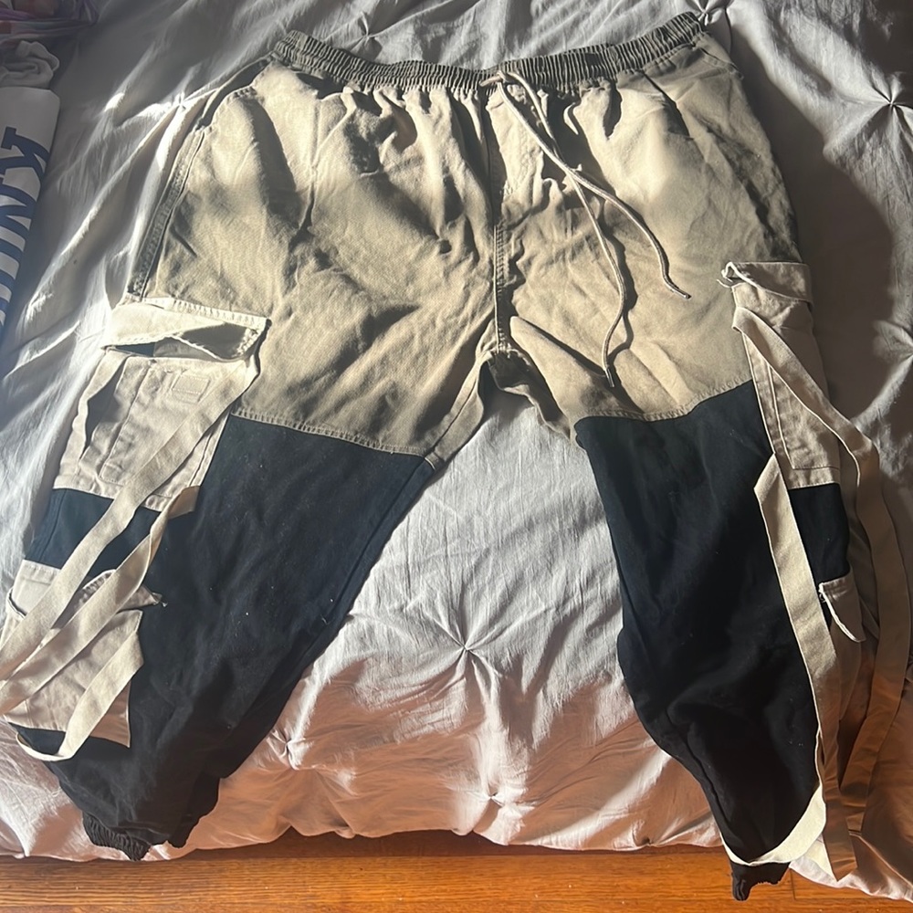 They were a gift that was never worn, but I washed the tag away.:)